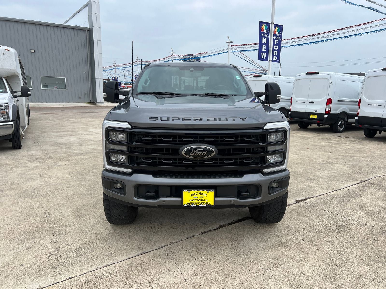 Used 2023 Ford F250 Lariat w/ Lariat Ultimate Package AWD/4WD image 8