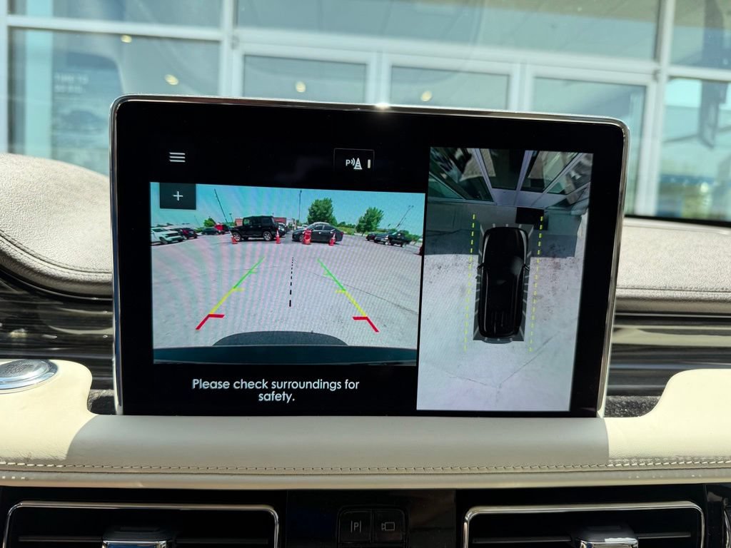 Used 2023 Lincoln Aviator Black Label w/ Class IV Trailer Tow Package AWD/4WD image 12
