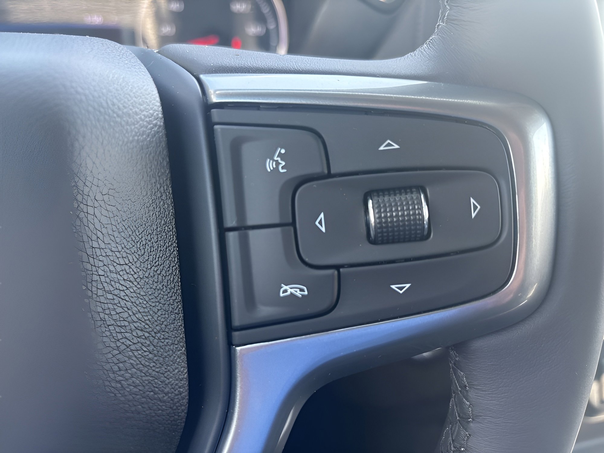 Used 2019 Chevrolet Silverado 1500 LT Trail Boss AWD/4WD image 21