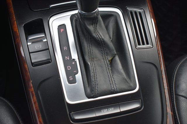 Used 2010 Audi A5 2.0T Premium image 19