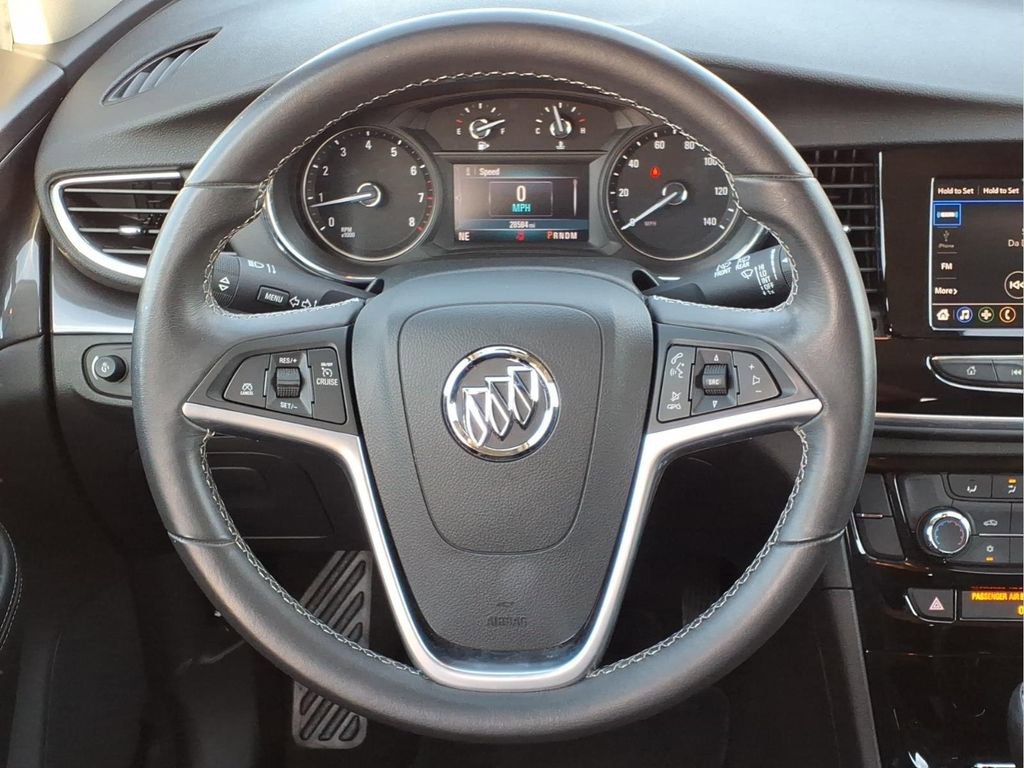 Used 2022 Buick Encore Preferred w/ Safety Package image 25