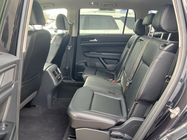 Used 2021 Volkswagen Atlas SE w/ Panoramic Sunroof Package image 25
