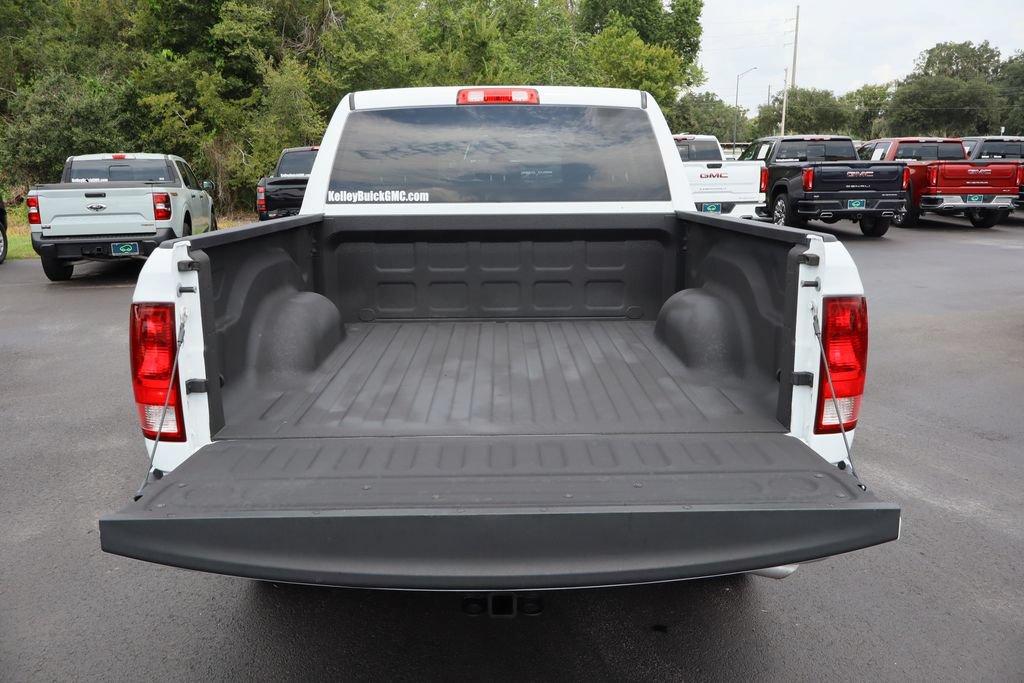 Used 2022 RAM 1500 Classic SLT w/ Electronics Group AWD/4WD image 23