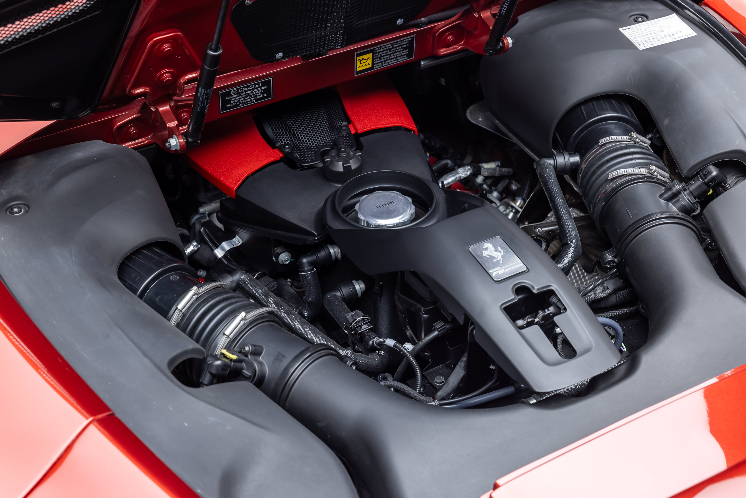 Certified 2022 Ferrari F8 Tributo RWD image 38