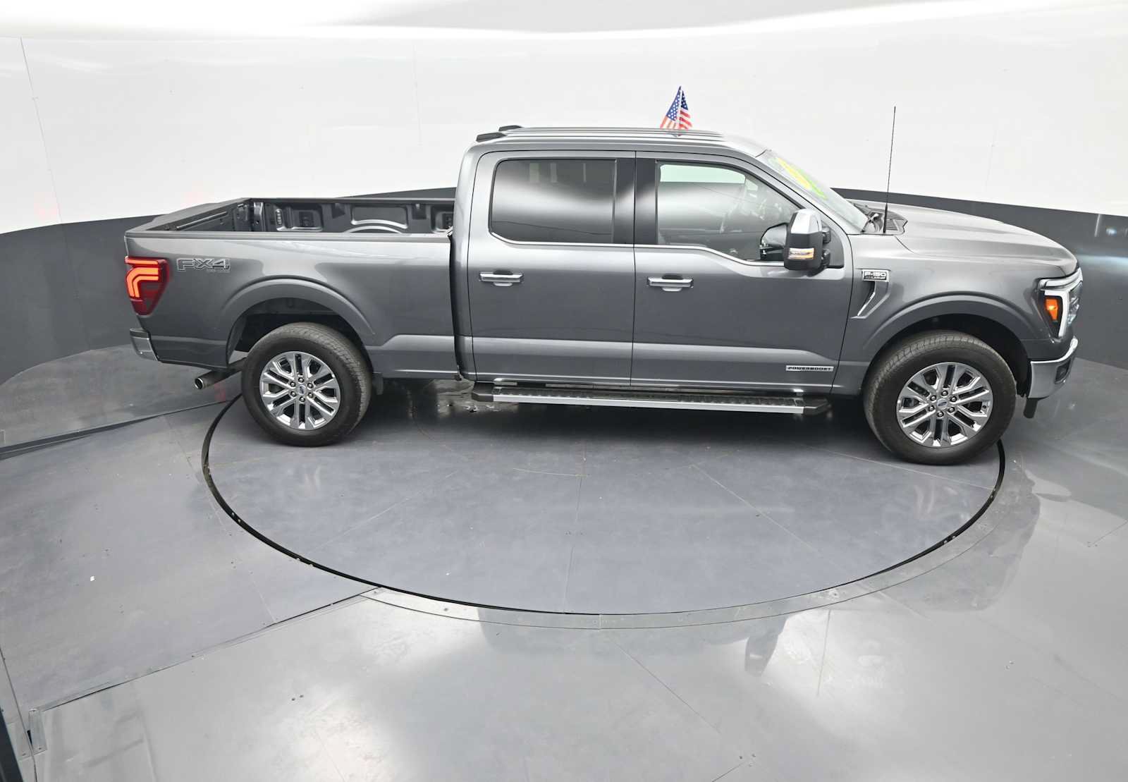 Used 2025 Ford F150 Lariat w/ Equipment Group 502A High AWD/4WD image 39