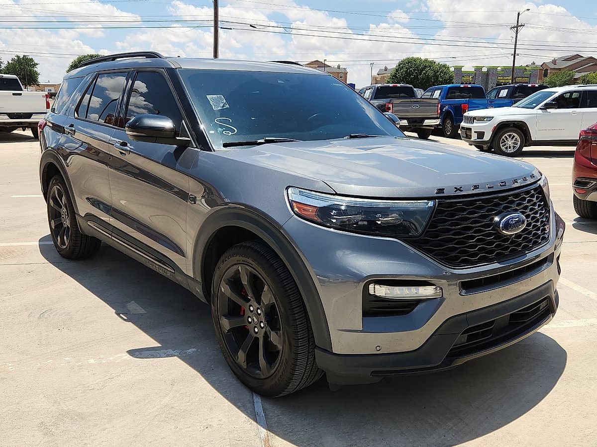 Used 2023 Ford Explorer ST w/ Equipment Group 401A AWD/4WD image 4