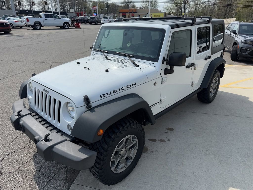 Used 2015 Jeep Wrangler Unlimited Rubicon w/ Connectivity Group AWD/4WD image 9
