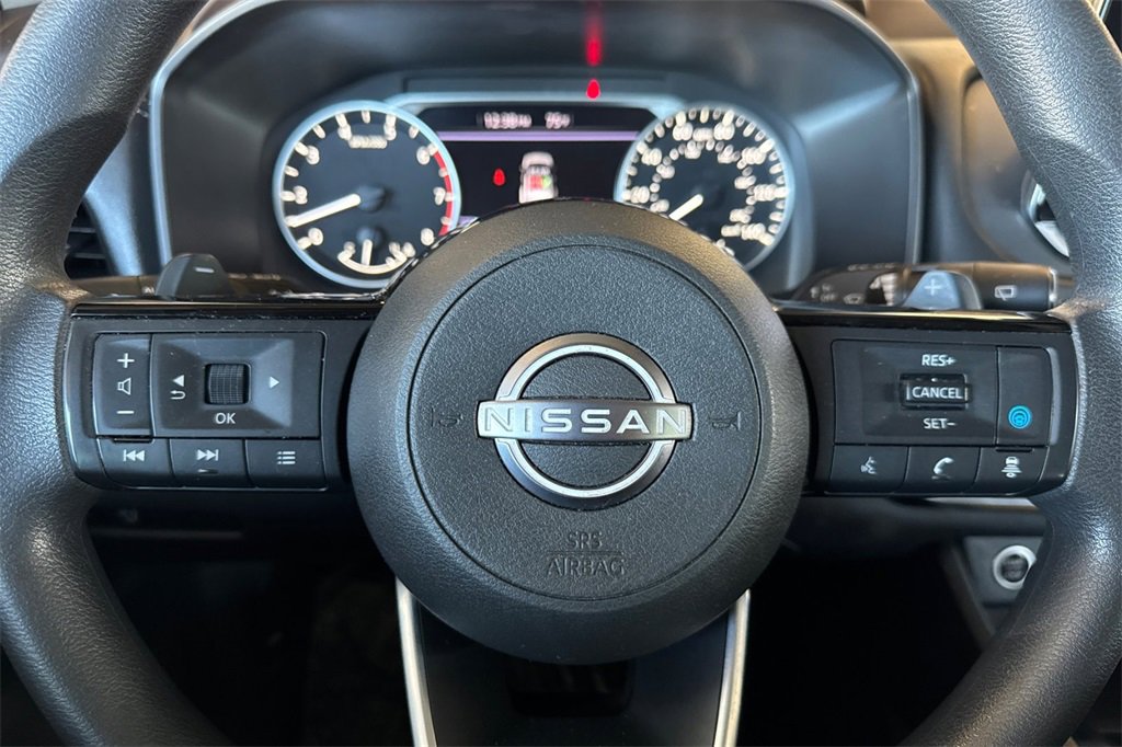 Used 2023 Nissan Rogue SV image 28