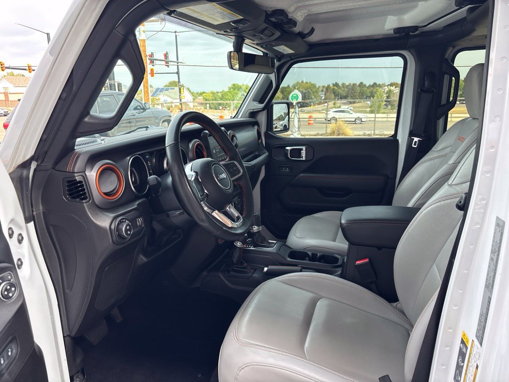 Used 2023 Jeep Gladiator Mojave w/ Cold Weather Group AWD/4WD image 9