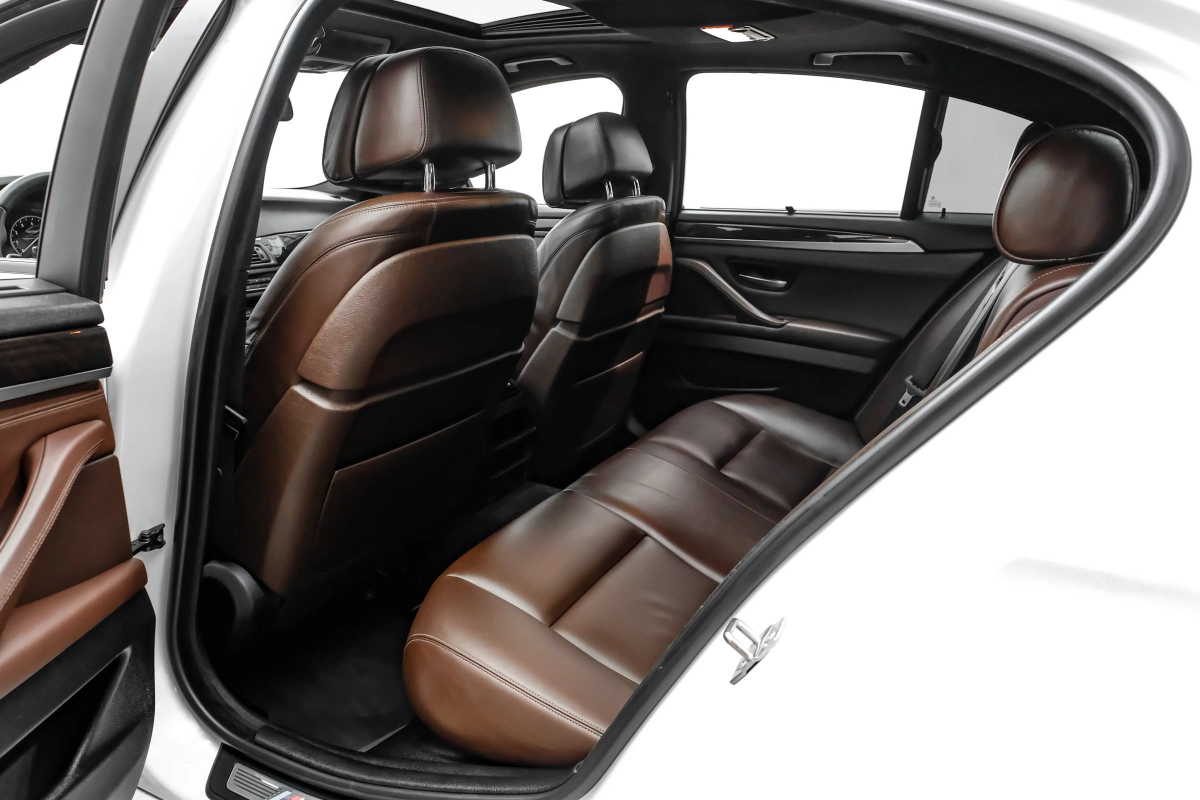 Used 2014 BMW 550i Sedan RWD image 30