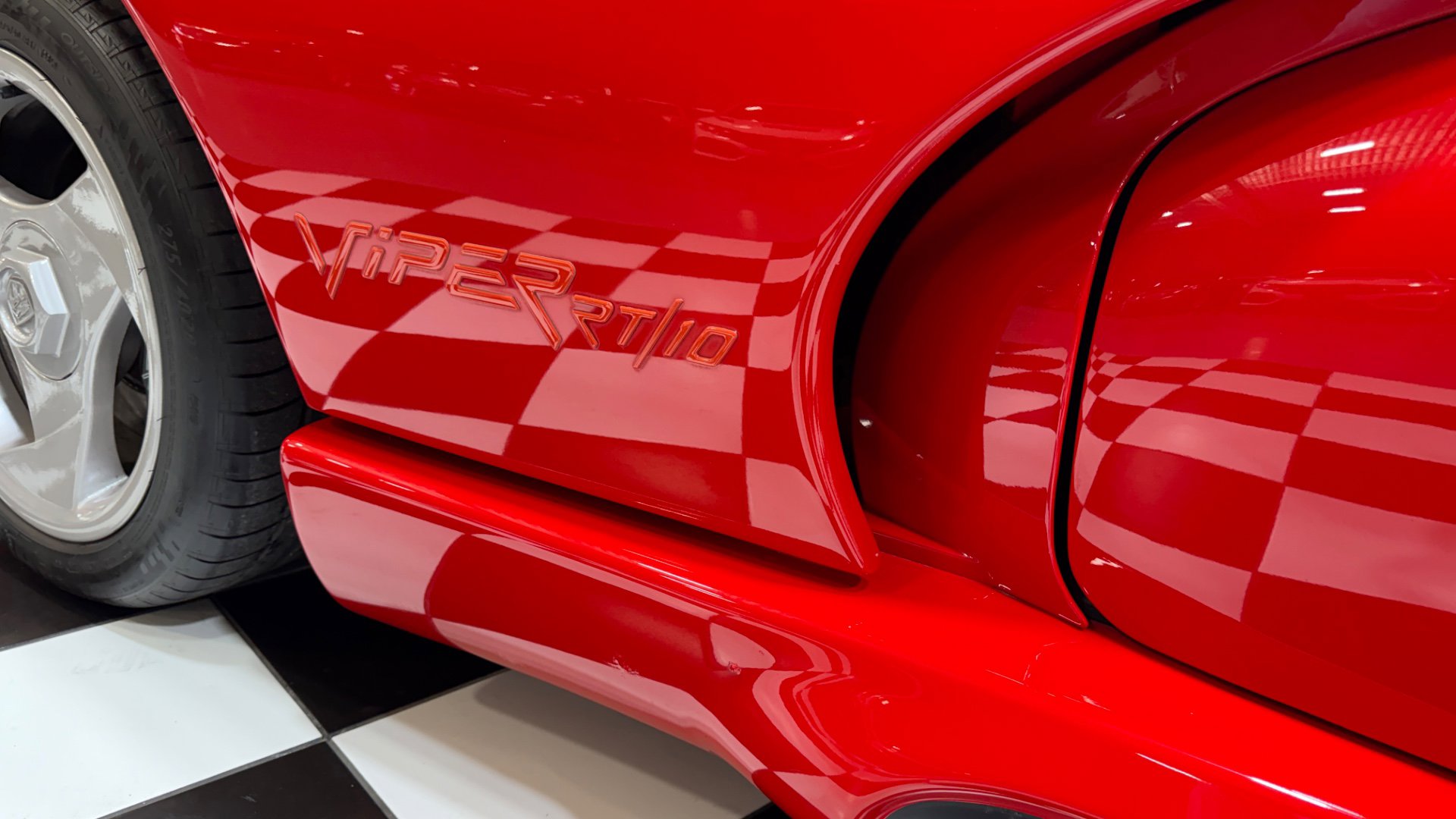 Used 1992 Dodge Viper RT/10 image 46