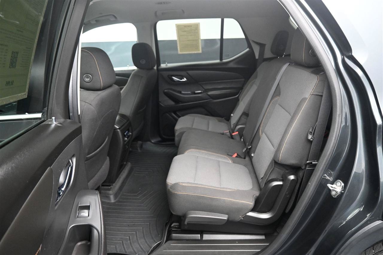 Used 2018 Chevrolet Traverse LS AWD/4WD image 10