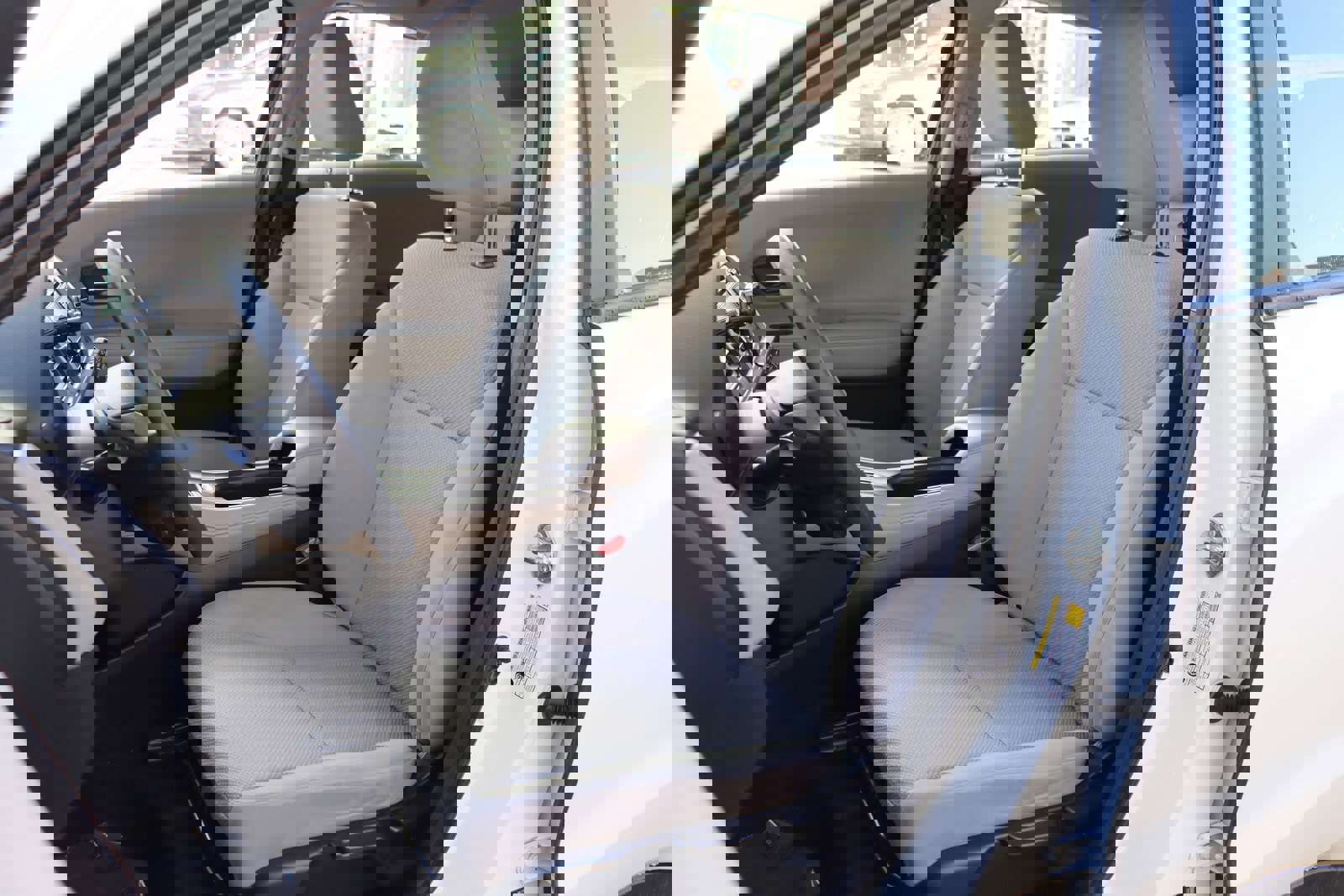 Used 2017 Honda HR-V LX image 12