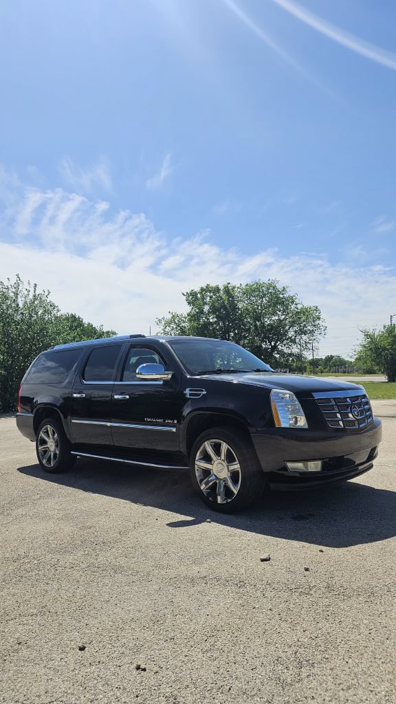 Used 2008 Cadillac Escalade ESV AWD image 2