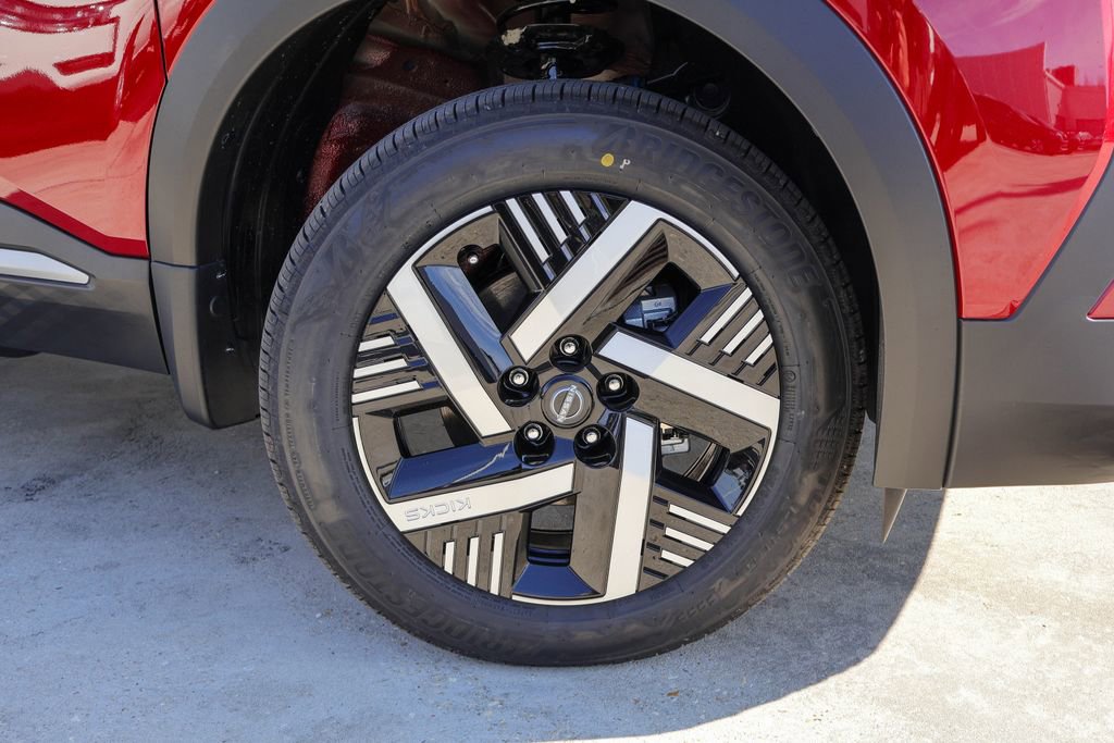 New 2026 Nissan Kicks SV image 17