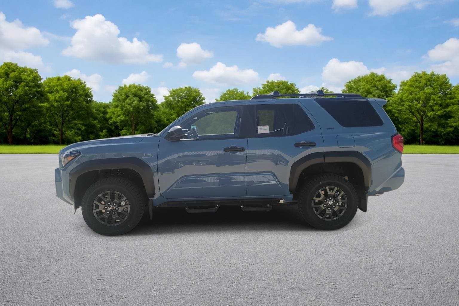 New 2026 Toyota 4Runner SR5 AWD/4WD image 4