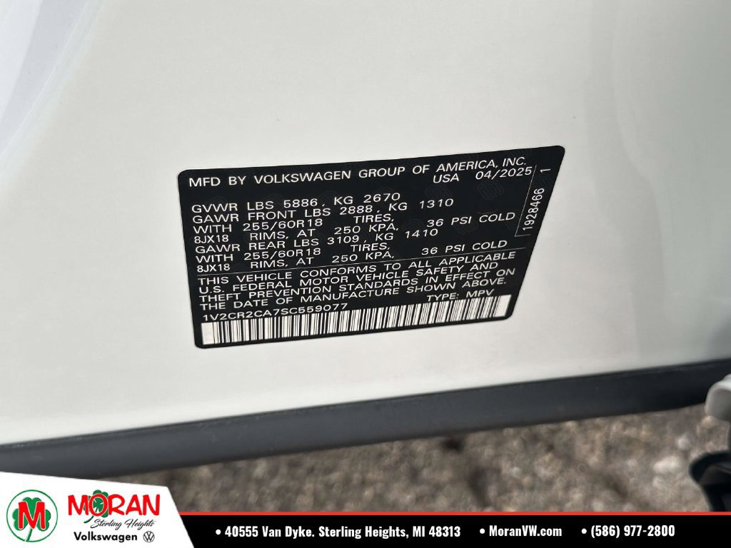 Certified 2025 Volkswagen Atlas Peak Edition SE AWD/4WD image 35