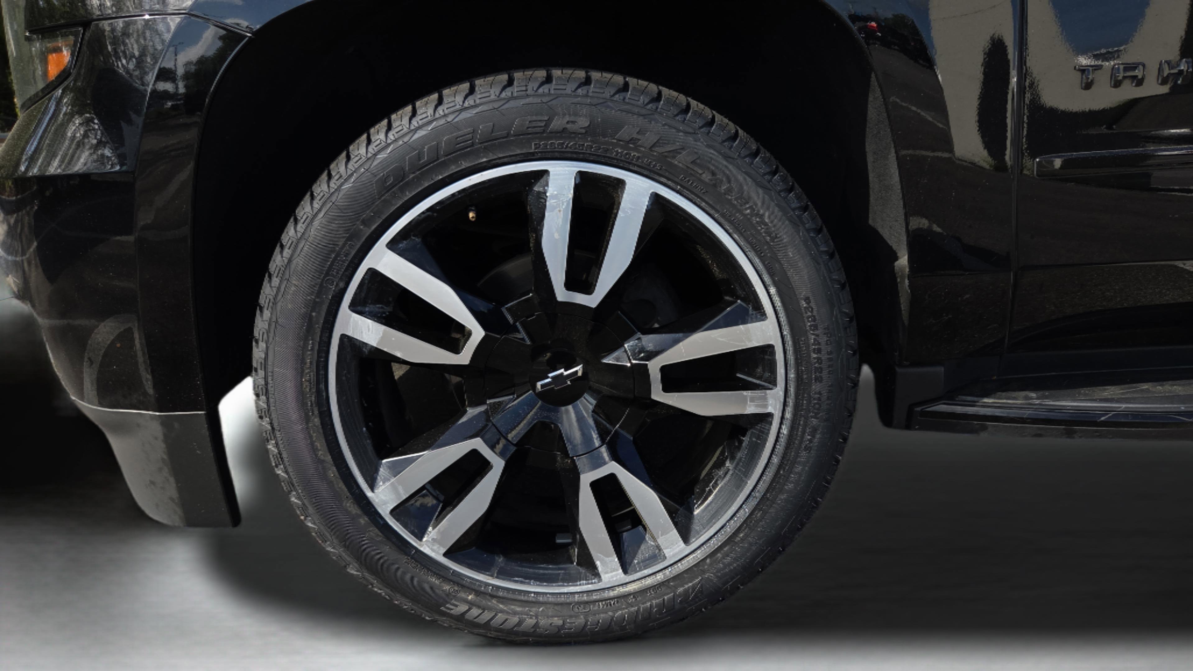 Used 2020 Chevrolet Tahoe Premier w/ RST Edition image 9