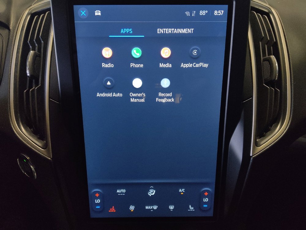 Used 2024 Ford Edge SEL image 25