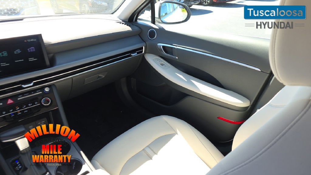 Used 2025 Hyundai Sonata SE FWD image 29