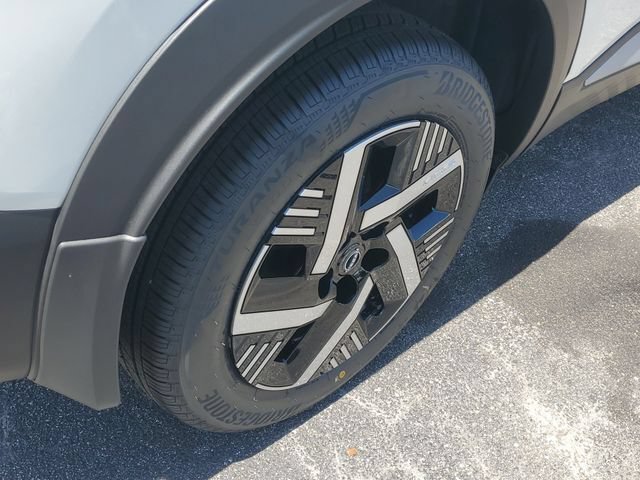 New 2026 Nissan Kicks SV FWD image 5