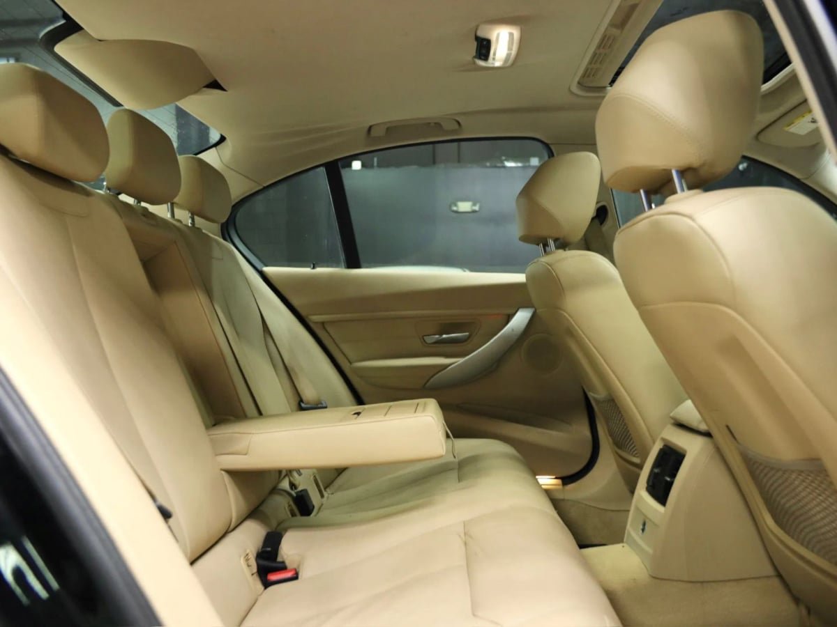 Used 2012 BMW 328i Sedan RWD image 27
