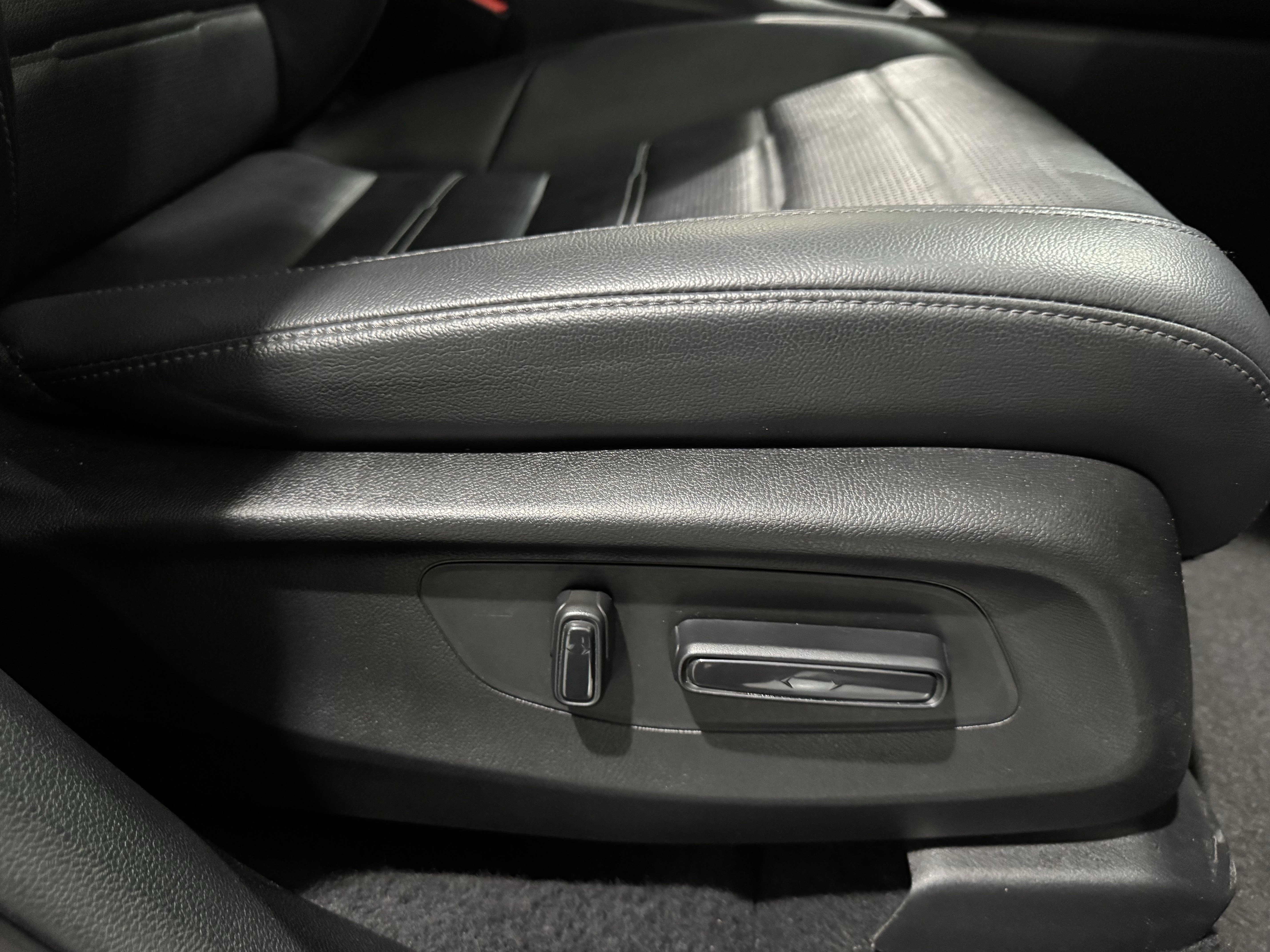 Used 2024 Honda CR-V EX-L image 39