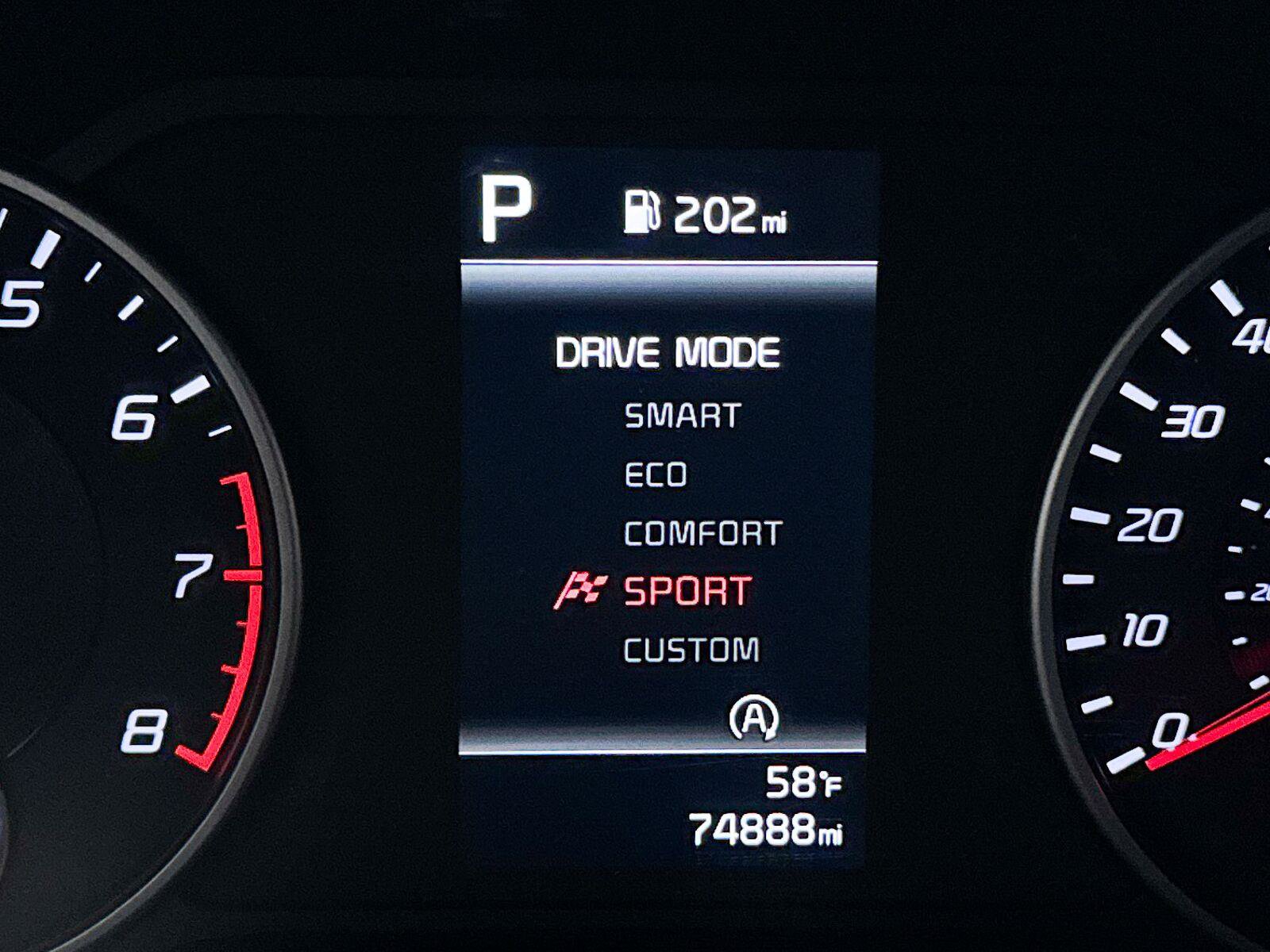 Used 2022 Kia Stinger GT1 w/ Red Interior Color Package RWD image 11
