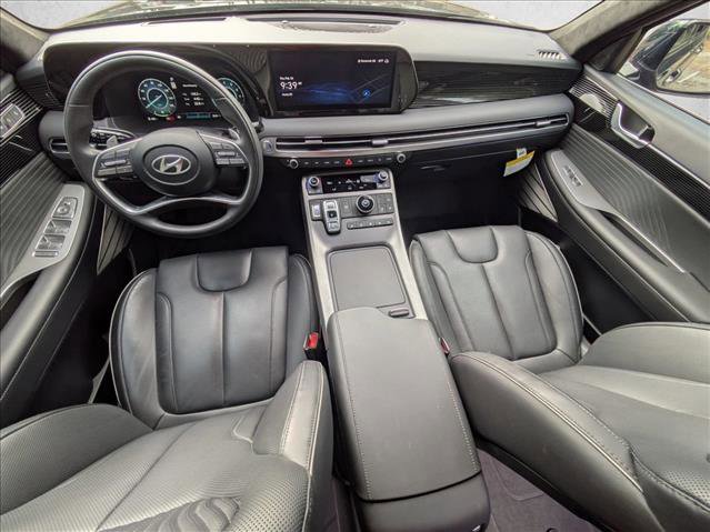 Used 2025 Hyundai Palisade Calligraphy image 10