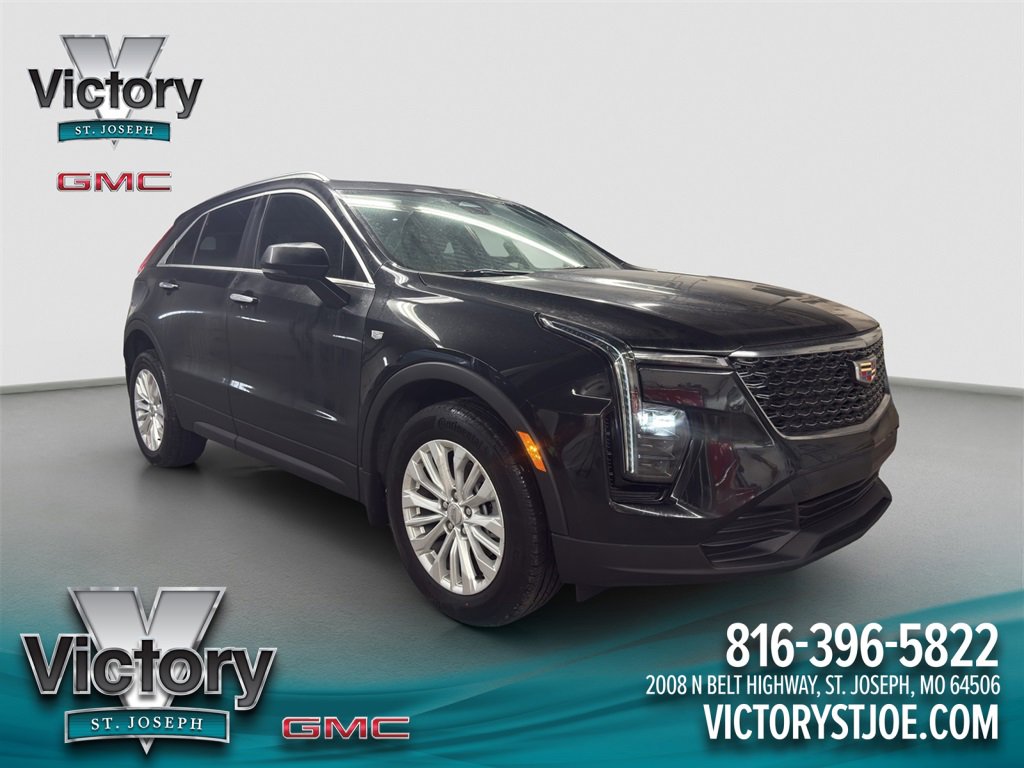 Used 2024 Cadillac XT4 Luxury w/ Cold Weather Package