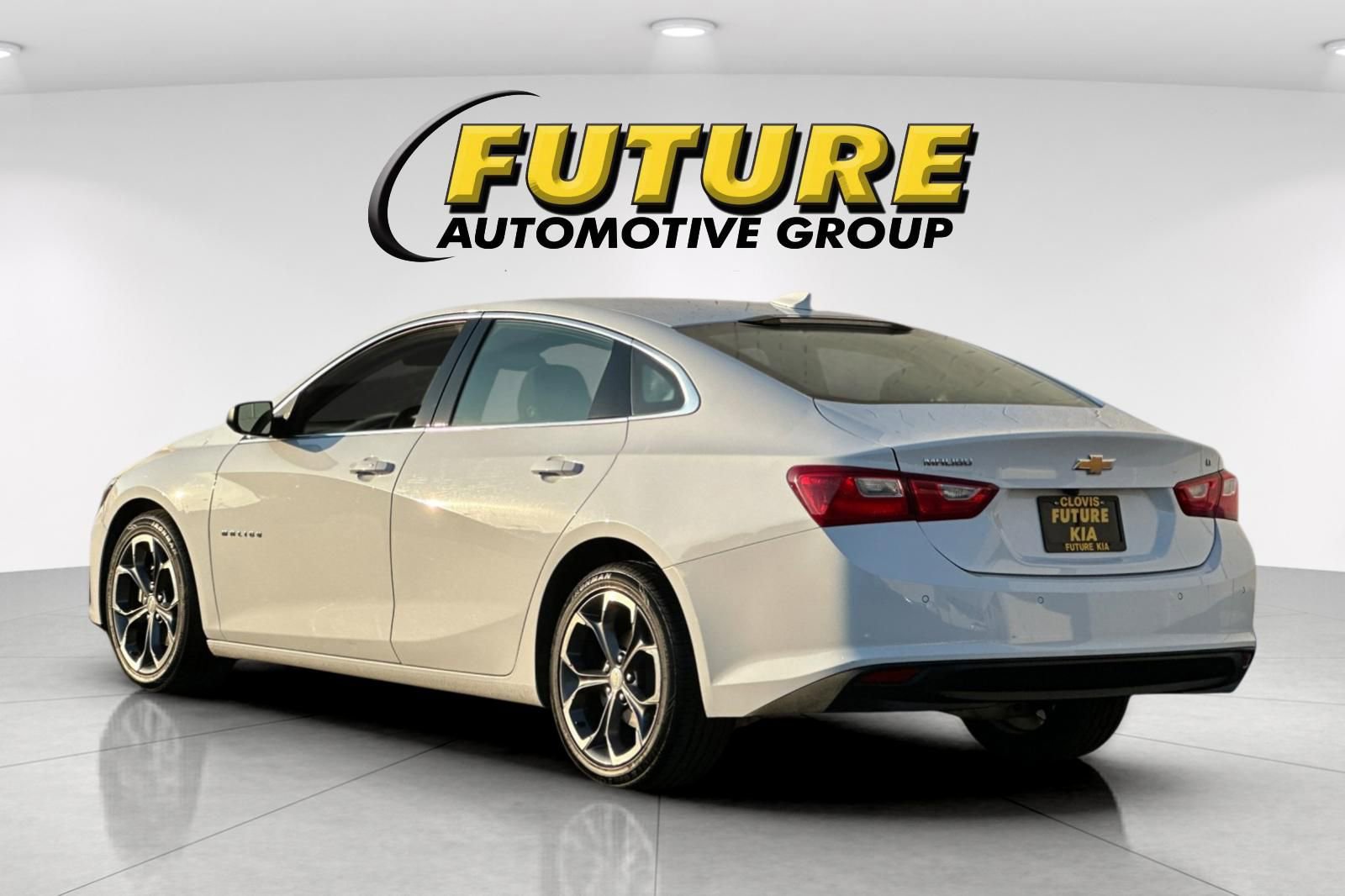 Used 2024 Chevrolet Malibu LT FWD image 6