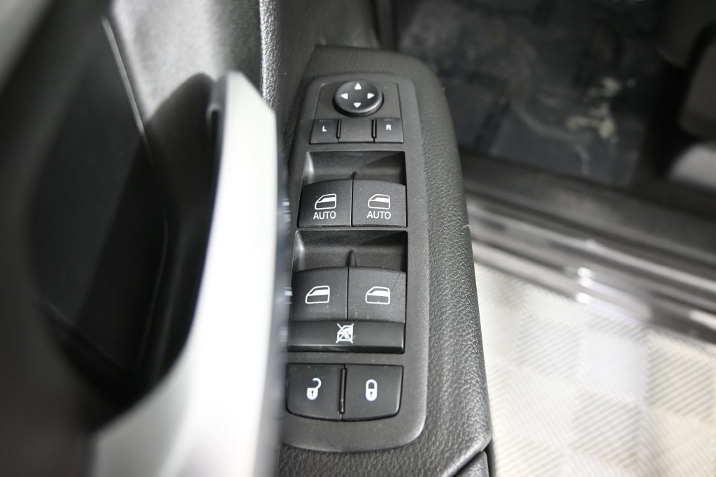 Used 2023 RAM 1500 Big Horn AWD/4WD image 19