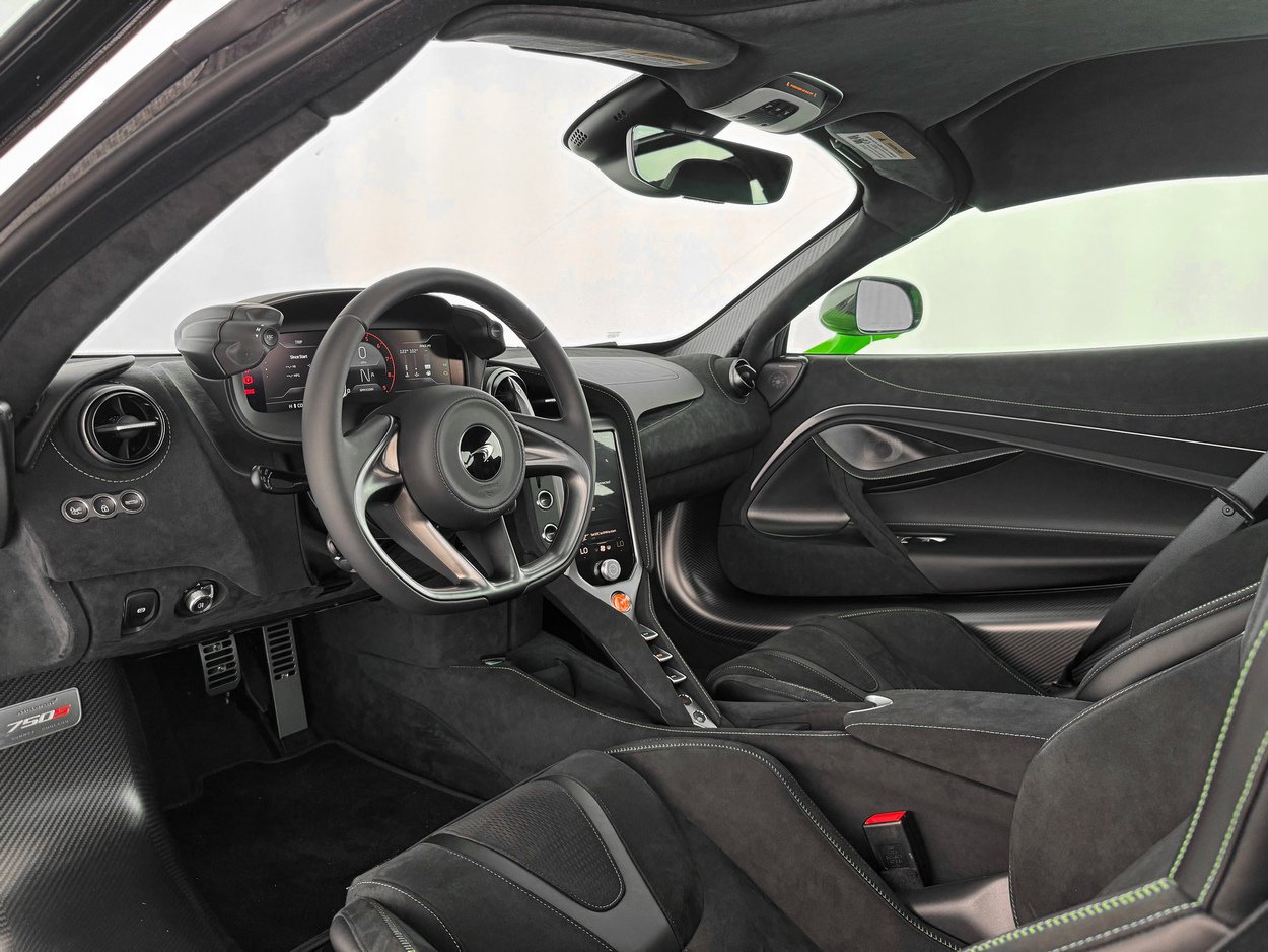 New 2026 McLaren 750S image 12