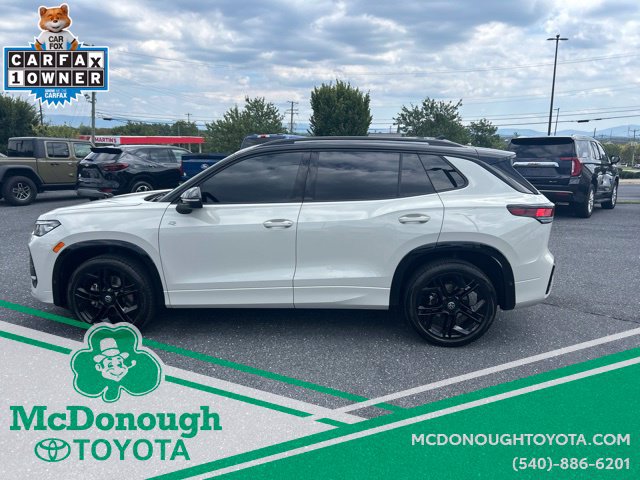 Used 2025 Volkswagen Tiguan SE R-Line AWD/4WD image 3