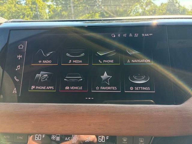Used 2023 Audi e-tron GT Premium Plus AWD/4WD image 29