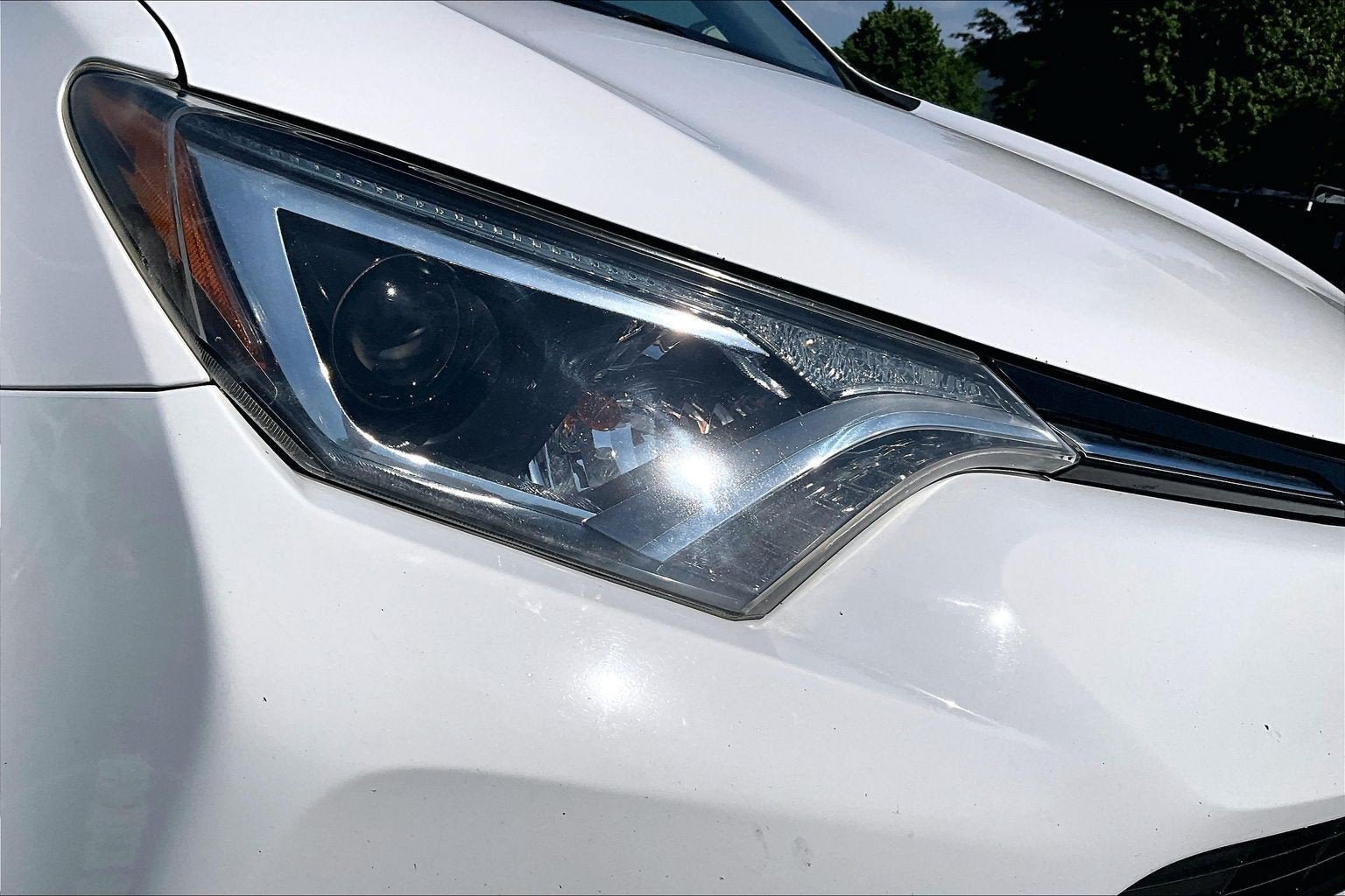 Used 2016 Toyota RAV4 LE AWD/4WD image 26