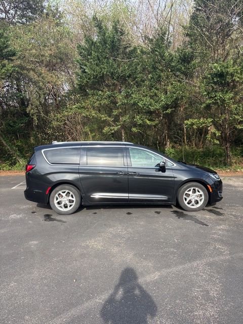 Used 2020 Chrysler Pacifica Limited w/ Advanced Safetytec Group image 5