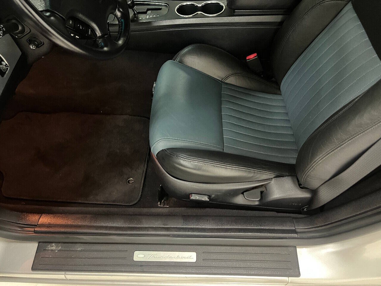 Used 2005 Ford Thunderbird RWD image 62