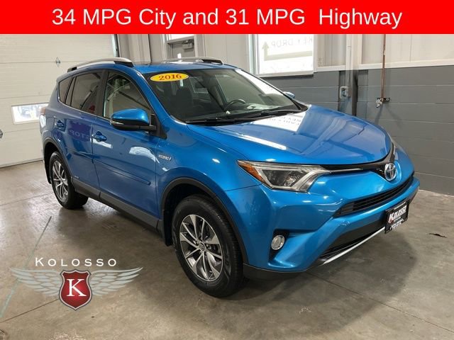 Used 2016 Toyota RAV4 XLE image 1