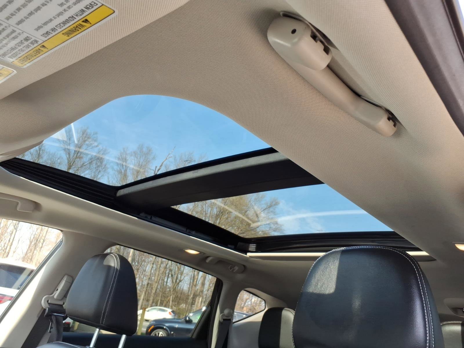 Used 2023 Nissan Murano SL w/ SL Moonroof Package image 15