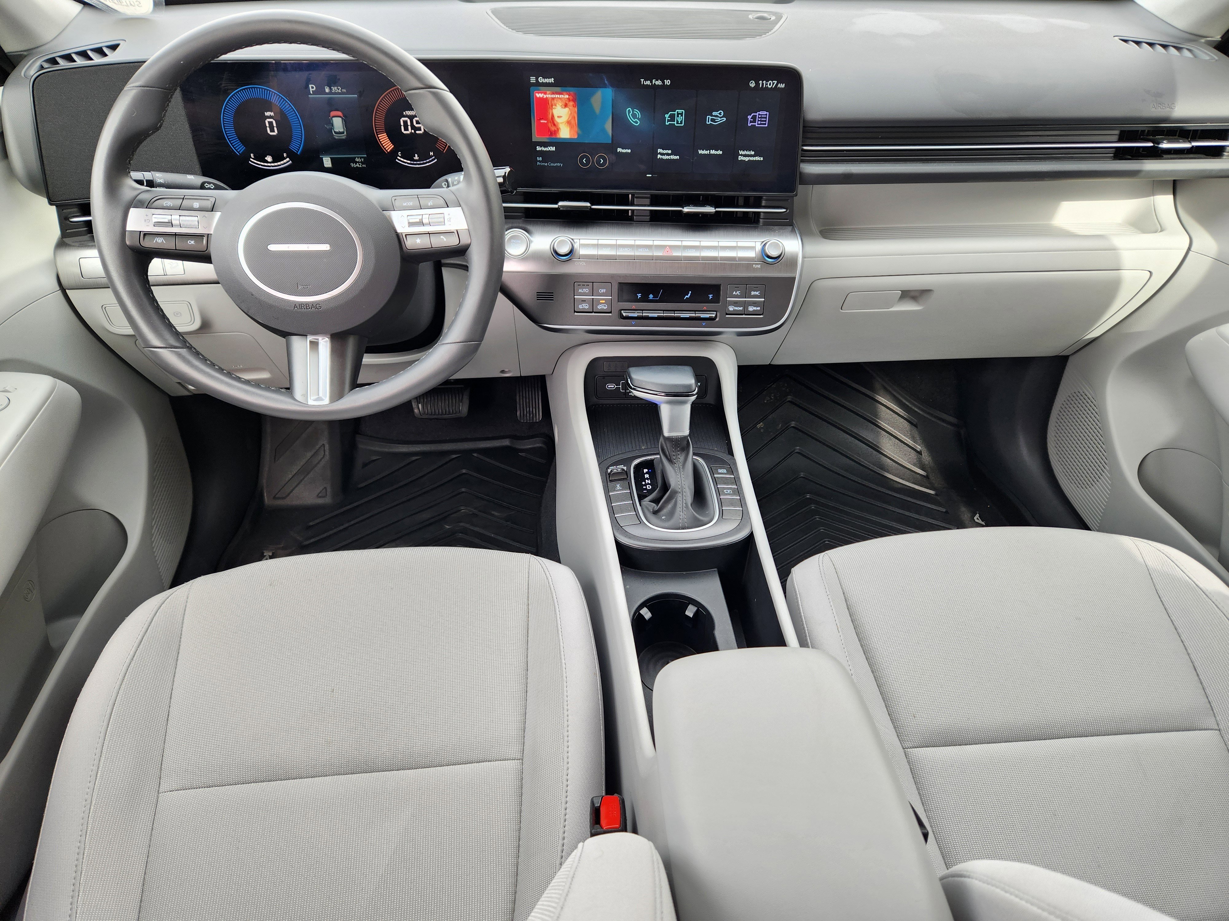 Certified 2025 Hyundai Kona SEL image 11