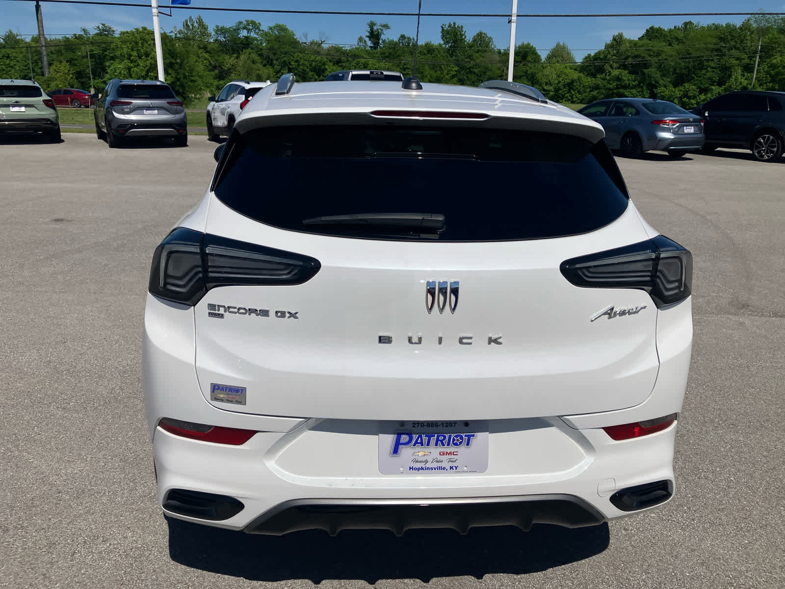 Used 2024 Buick Encore GX Avenir w/ Avenir Convenience Package AWD/4WD image 6