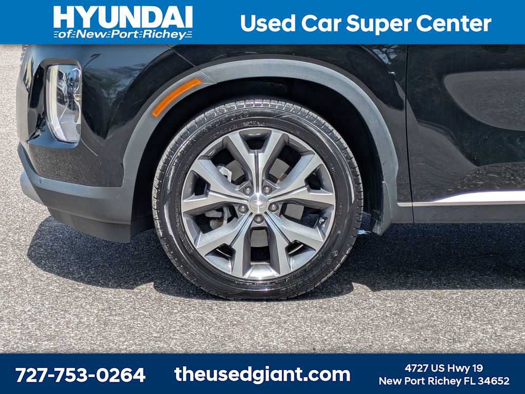 Used 2022 Hyundai Palisade SEL w/ Premium Package FWD image 8