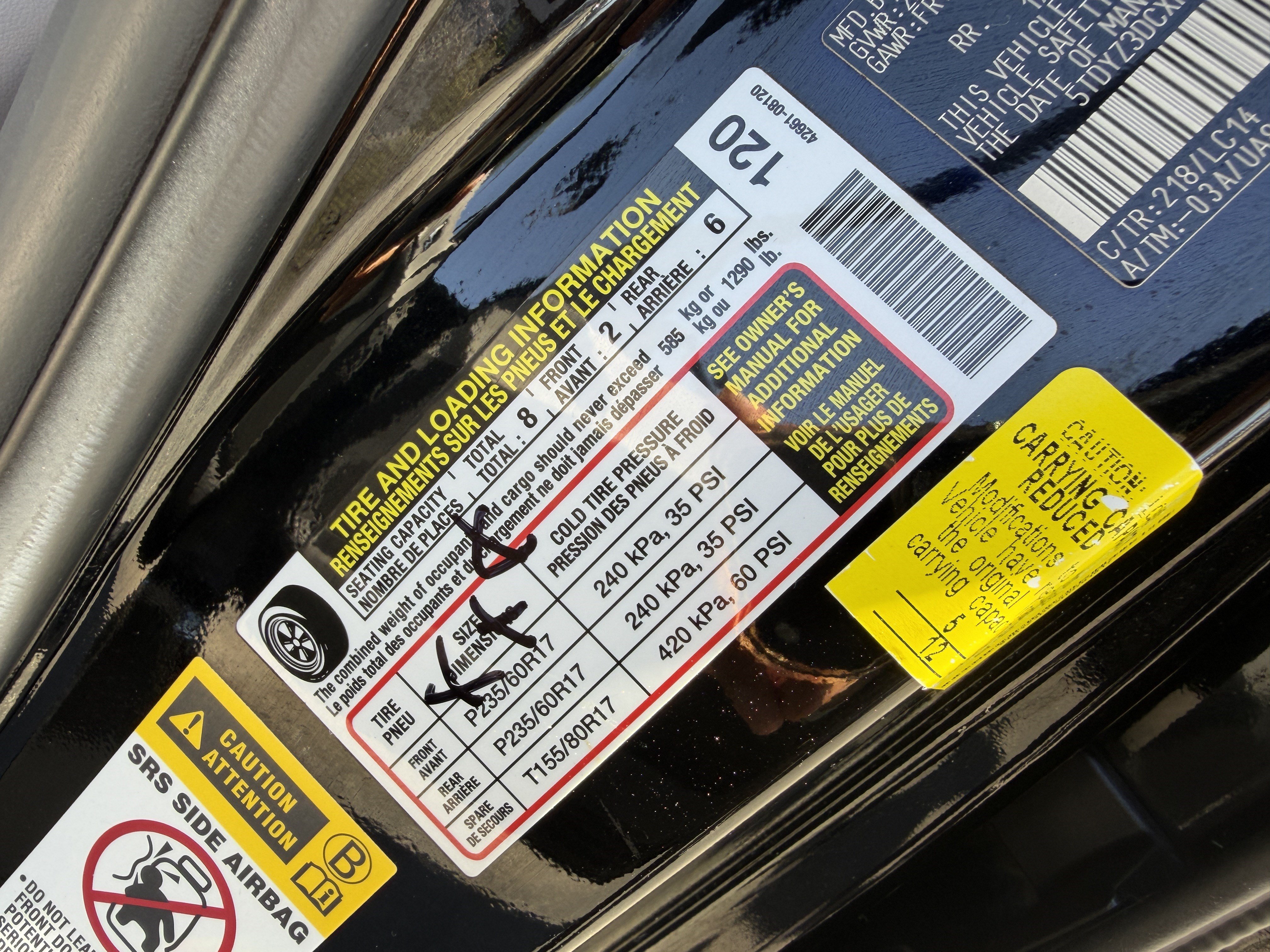 Used 2017 Toyota Sienna XLE w/ XLE Navigation Package FWD image 32