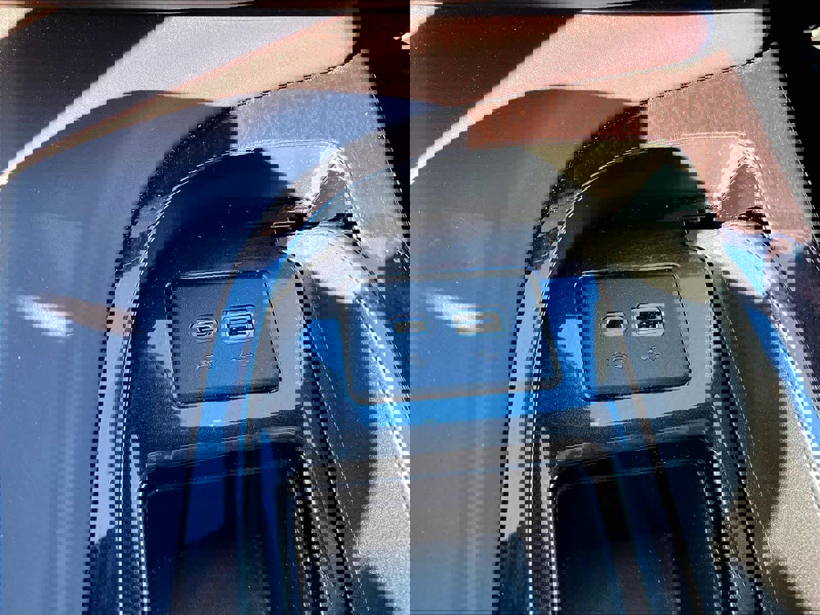 Used 2021 Cadillac Escalade Sport Platinum w/ Heavy-Duty Trailer Package image 27