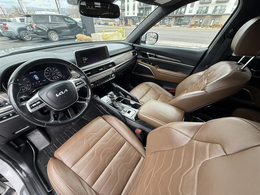 Used 2022 Kia Telluride SX w/ SX Prestige Package image 27