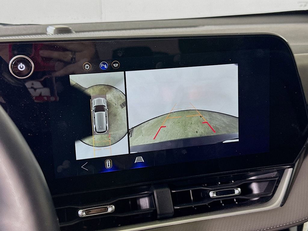 Used 2025 Chevrolet Equinox LT w/ Convenience Package II image 26