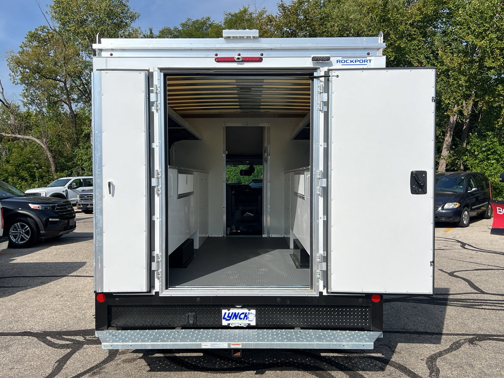 New 2026 Ford E-350 and Econoline 350 Super Duty w/ Power Equipment Group image 37