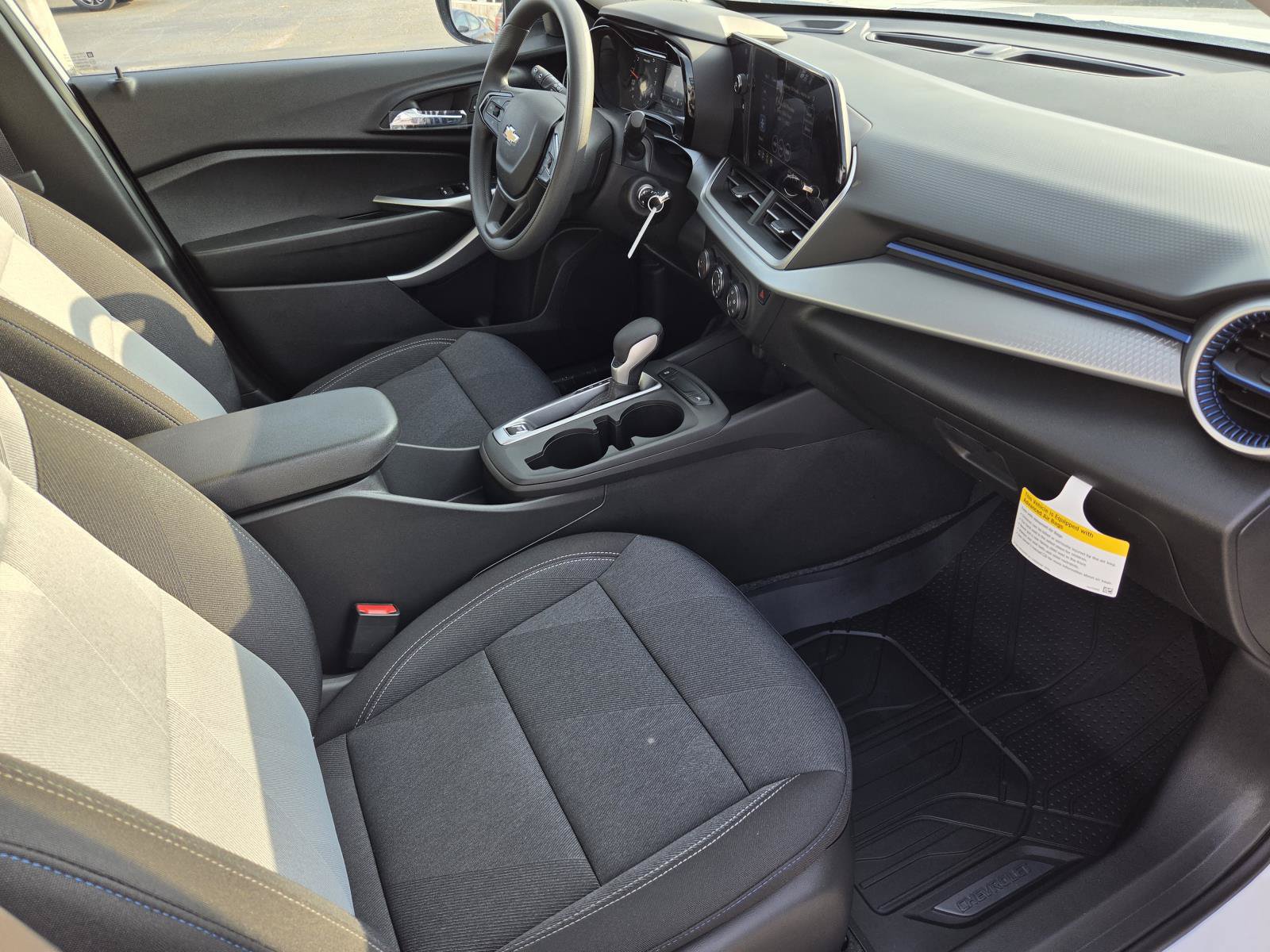 New 2026 Chevrolet Trax LS FWD image 10