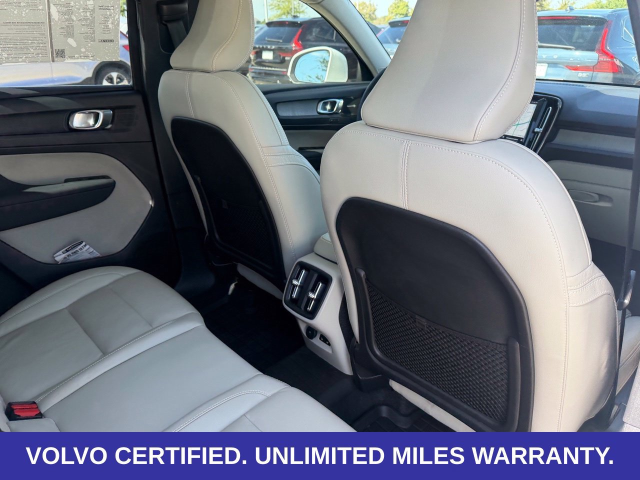 Certified 2024 Volvo XC40 B5 Ultimate w/ Protection Package Premier AWD/4WD image 43